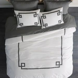 NEW Greek Key Pebble 2 King Shams